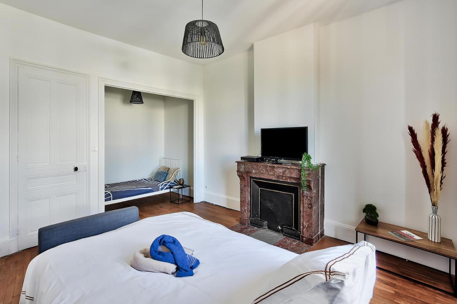 L'Oasis Urbaine - Spacieux Et Elegant Pour 5 Pers Saint-Fons Exterior foto